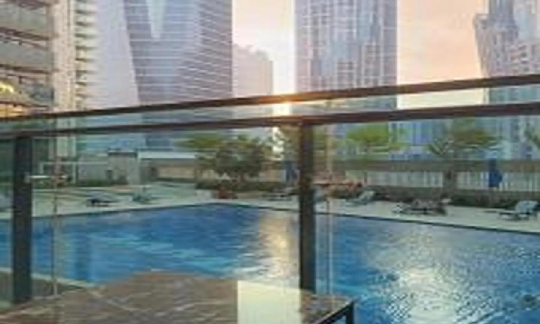 Brown Stone - Pool & City View Merano Dubai Apartment